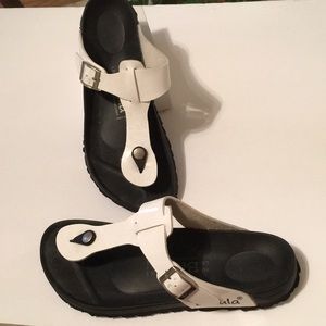 Betula by Birkenstock thong sandals w/patent strap